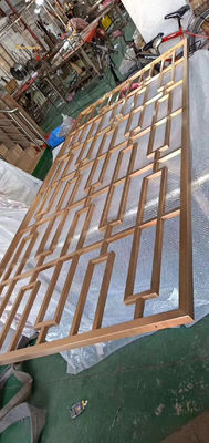 Giá tốt 201 304 màu vàng gương Bộ chia phòng bằng thép không gỉ Kích thước tùy chỉnh trực tuyến