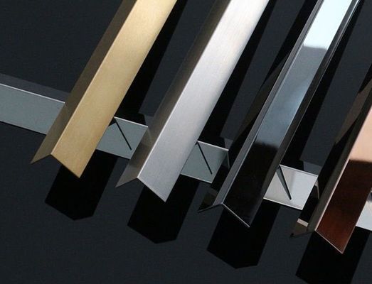 304 Grade V Grooved Stainless Steel L Tile Trim với lớp phủ màu PVD cho trang trí tường và sàn