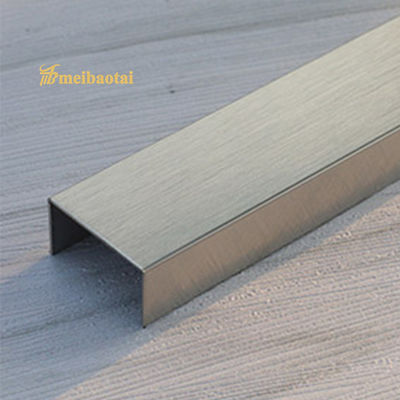 Tiêu chuẩn ASTM 0.55mm Thickness Hairline Design Stainless Steel Tile Trim cho trang trí sàn
